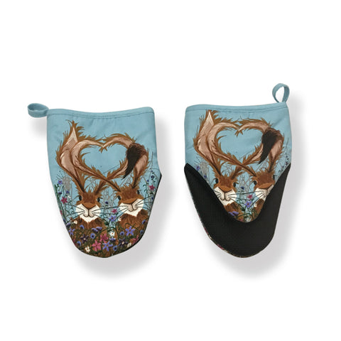 Hares In Love Micro Mitt Pair (T19HARE)
